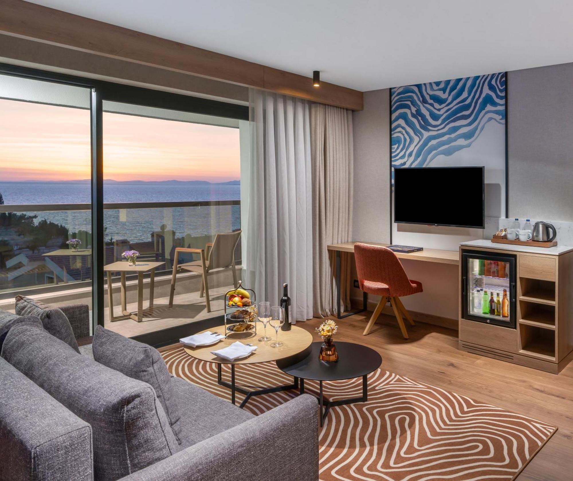 Elite World Hotel